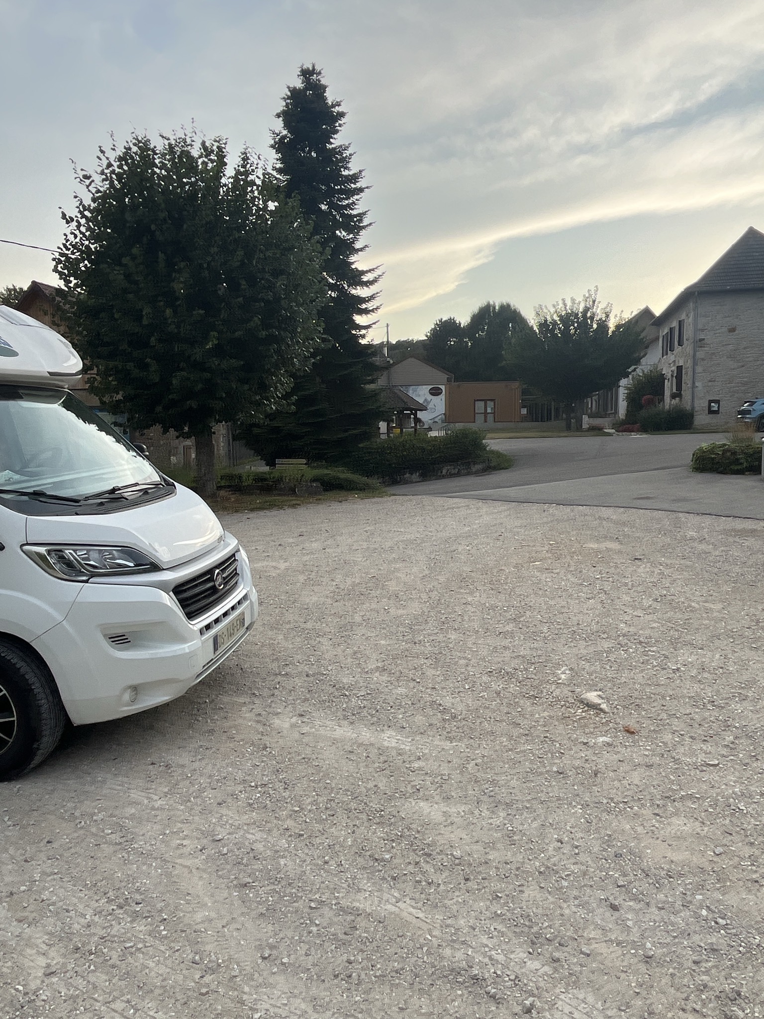Parking — photo 1