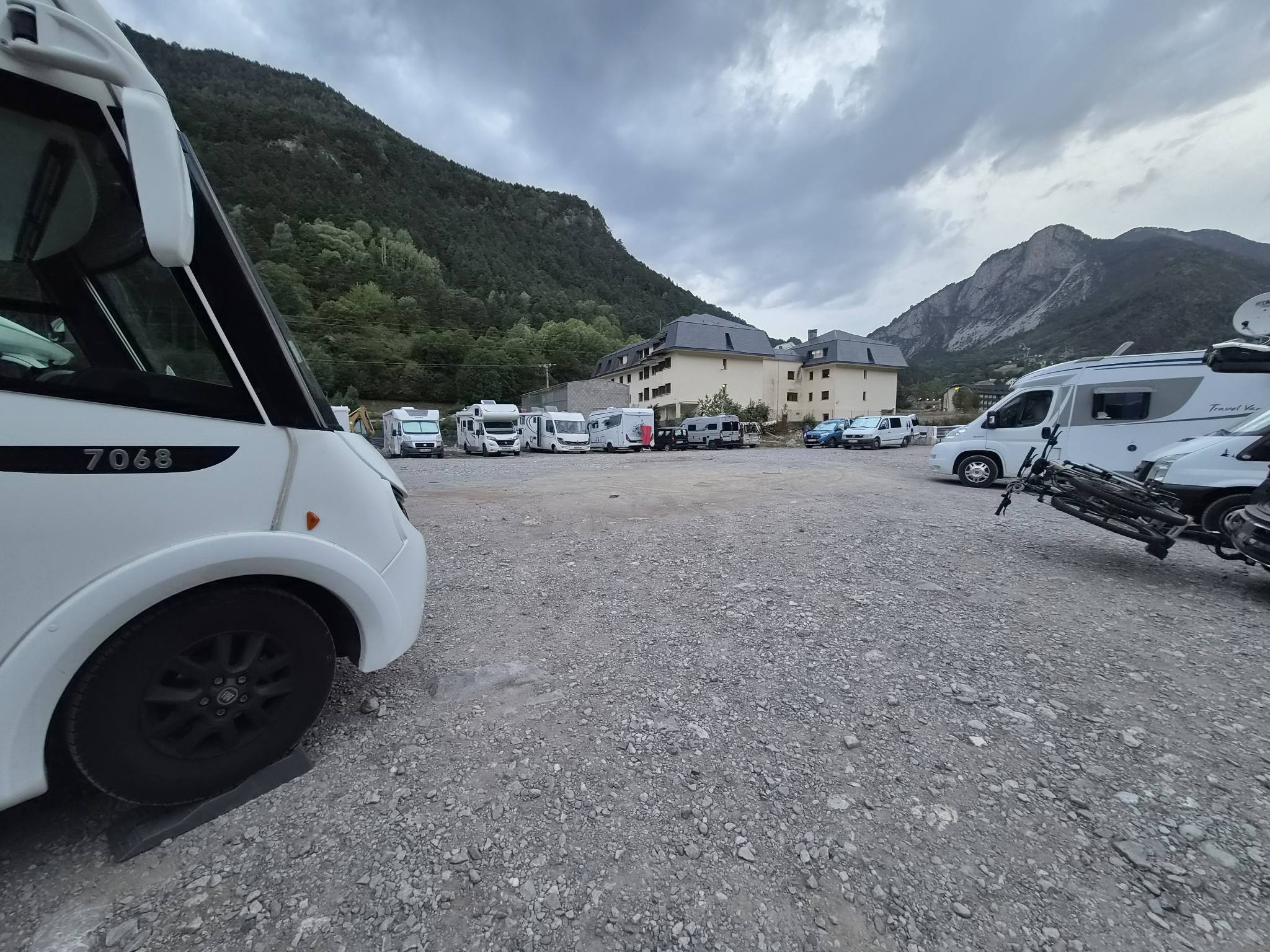parking caravanas de Bielsa — photo 4