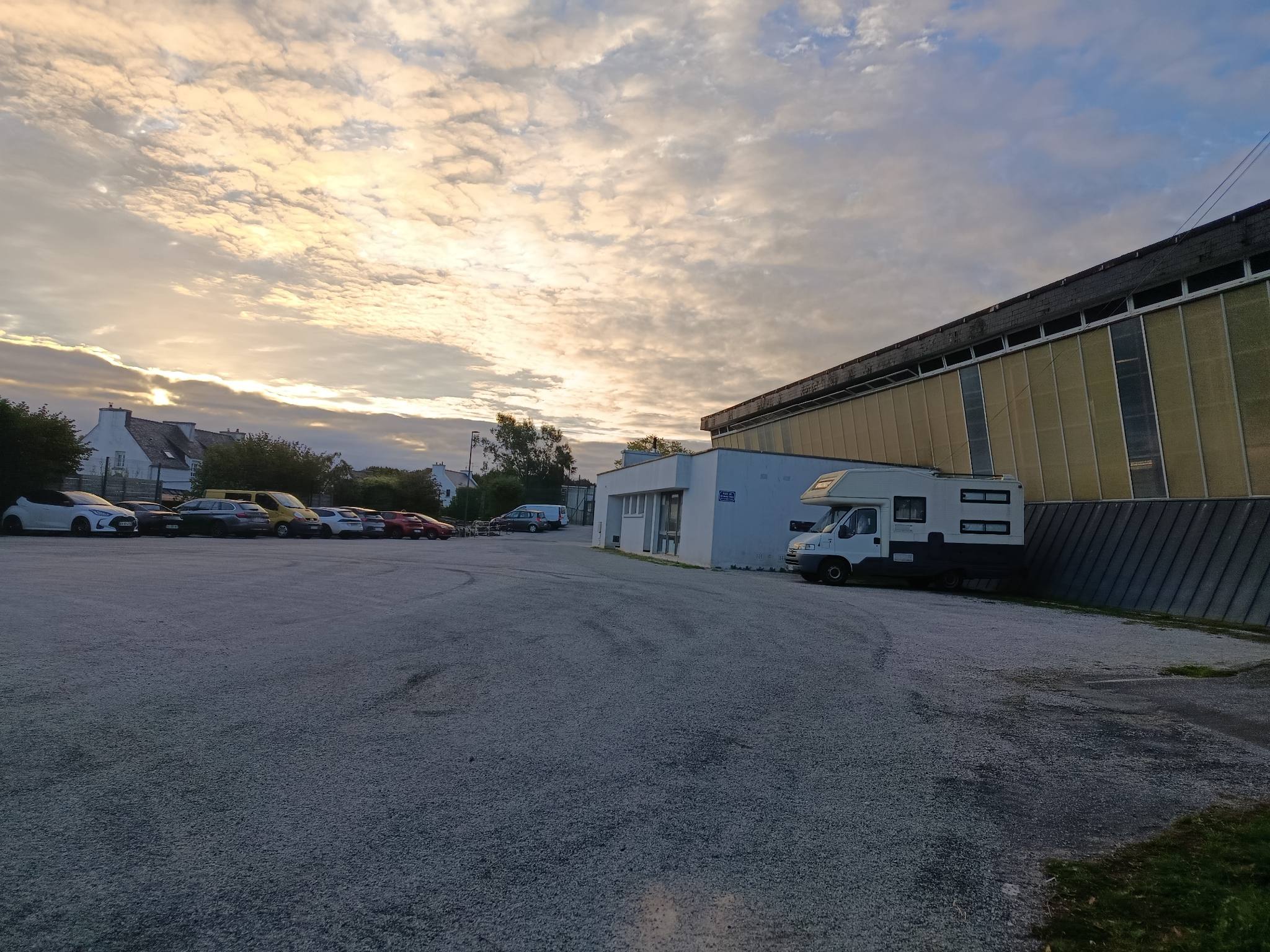 Parking du gymnase de Kervern — photo 2