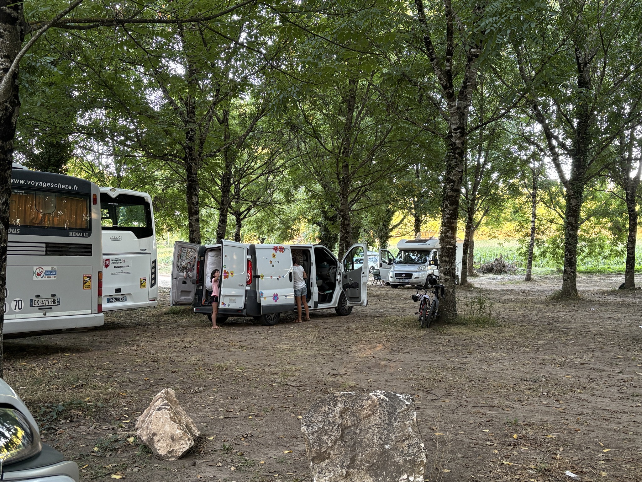 Parking — photo 1