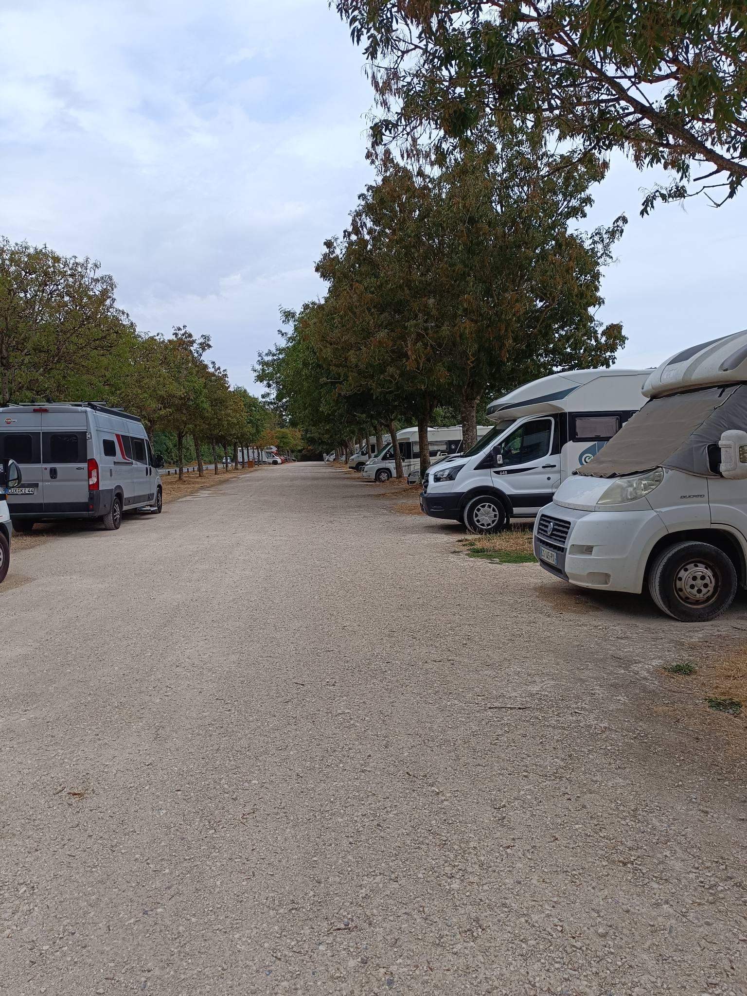 parking rue Launay — photo 1