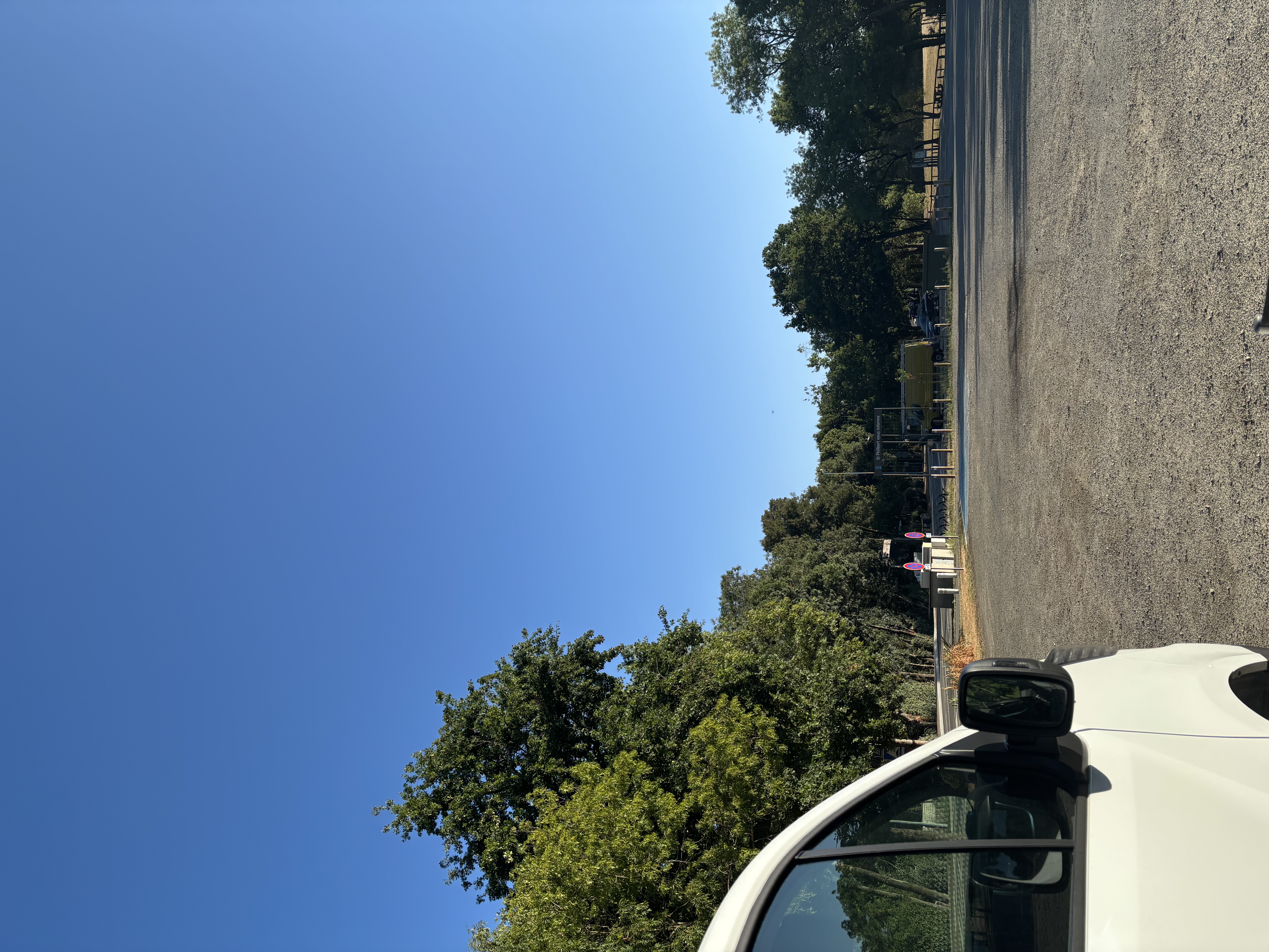 Parking — photo 1